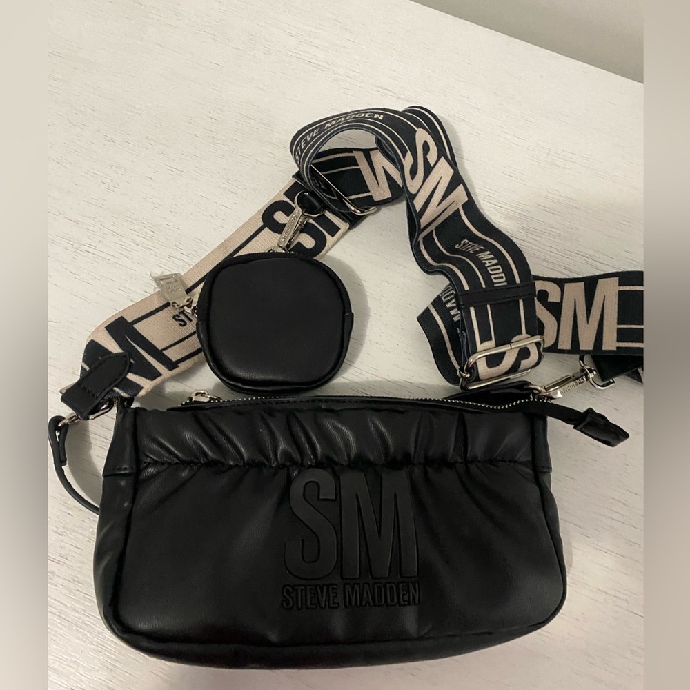 Steve Madden women’s crossbody bag with pouch